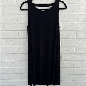Nine Britton Black Sleeveless Dress